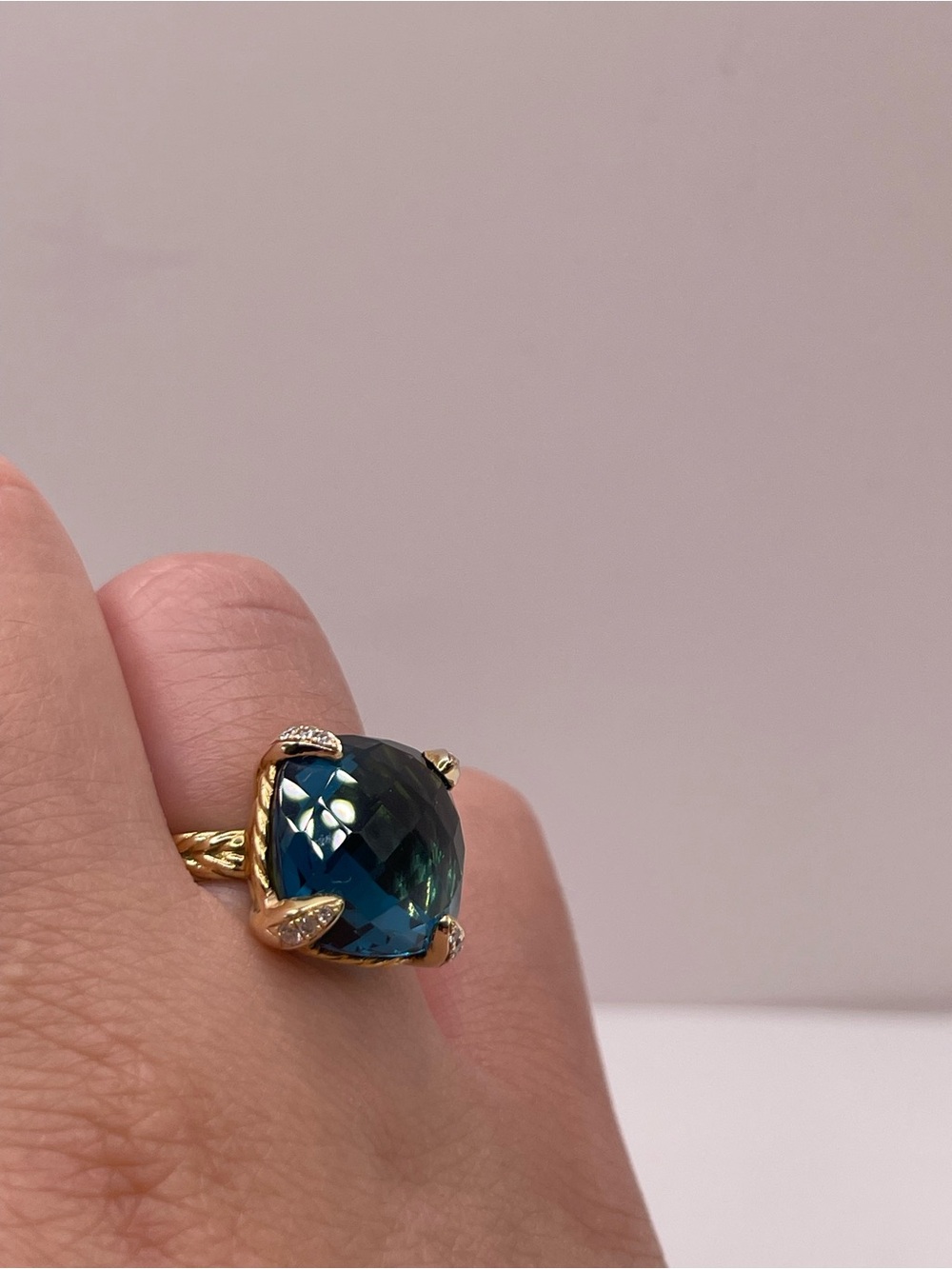 David Yurman Chatelaine Ring 18K Yellow Gold,Hampton Blue Topaz & Diamonds, 14mm - Picture 16 of 16